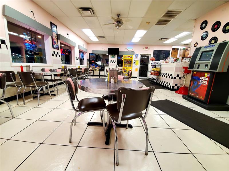 Dixie Delite St Anne, IL